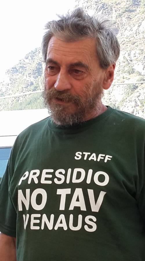 Investito da un'auto in Val di Susa, muore storico attivista No Tav